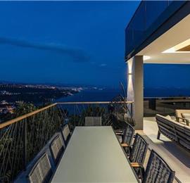 3 bedroom villa with infinity pool in Opatija, sleeps 6